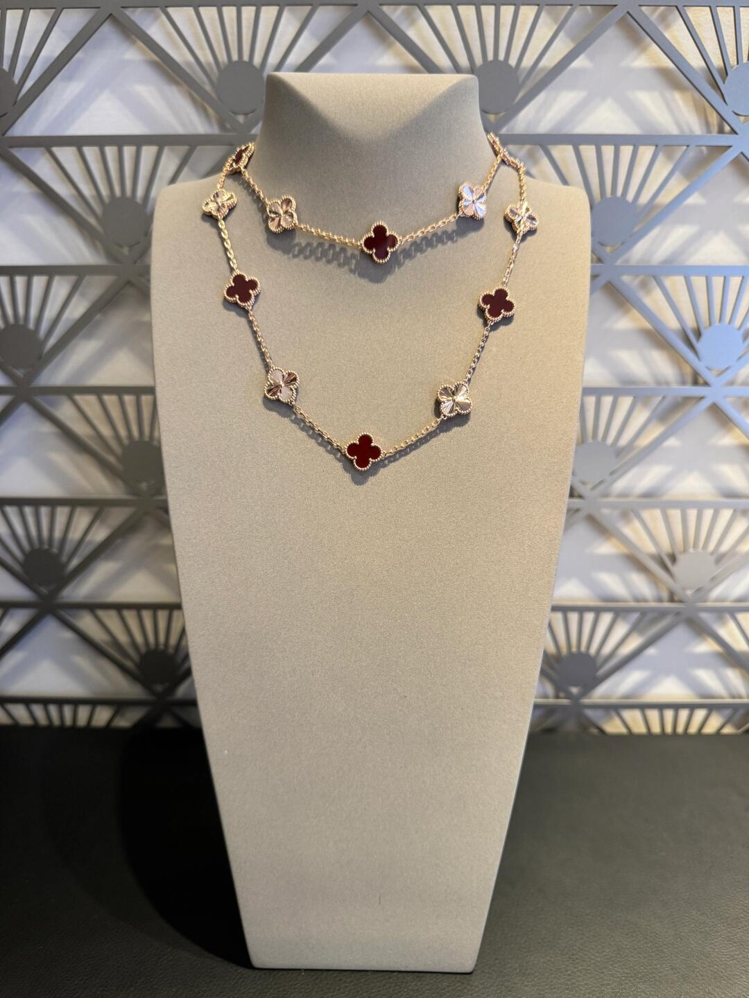 [Clover]CLOVER 20 MOTIFS LASER CARNELIAN NECKLACE