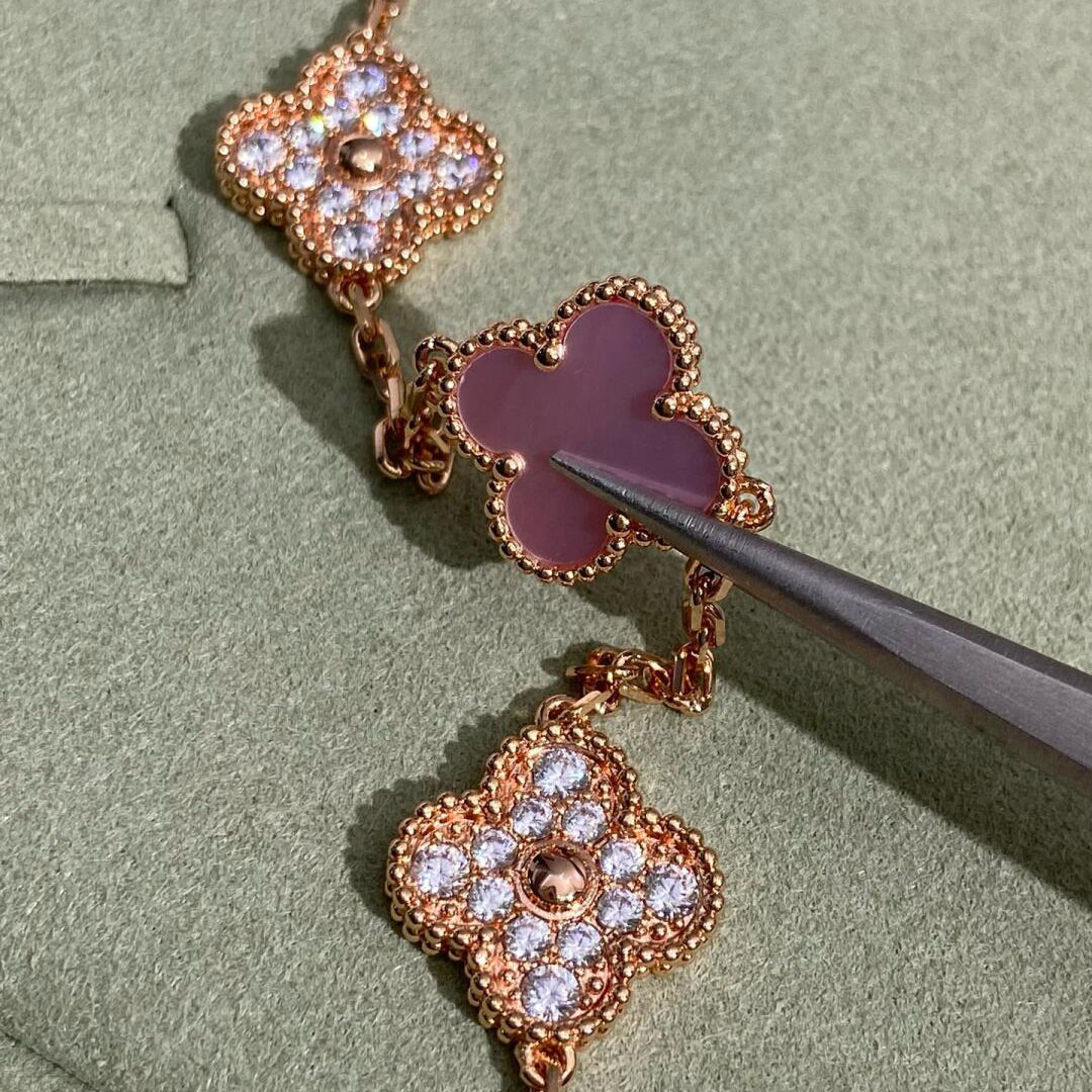 [Clover]CLOVER 10 MOTIFS DIAMOND PINK MOP NECKLACE