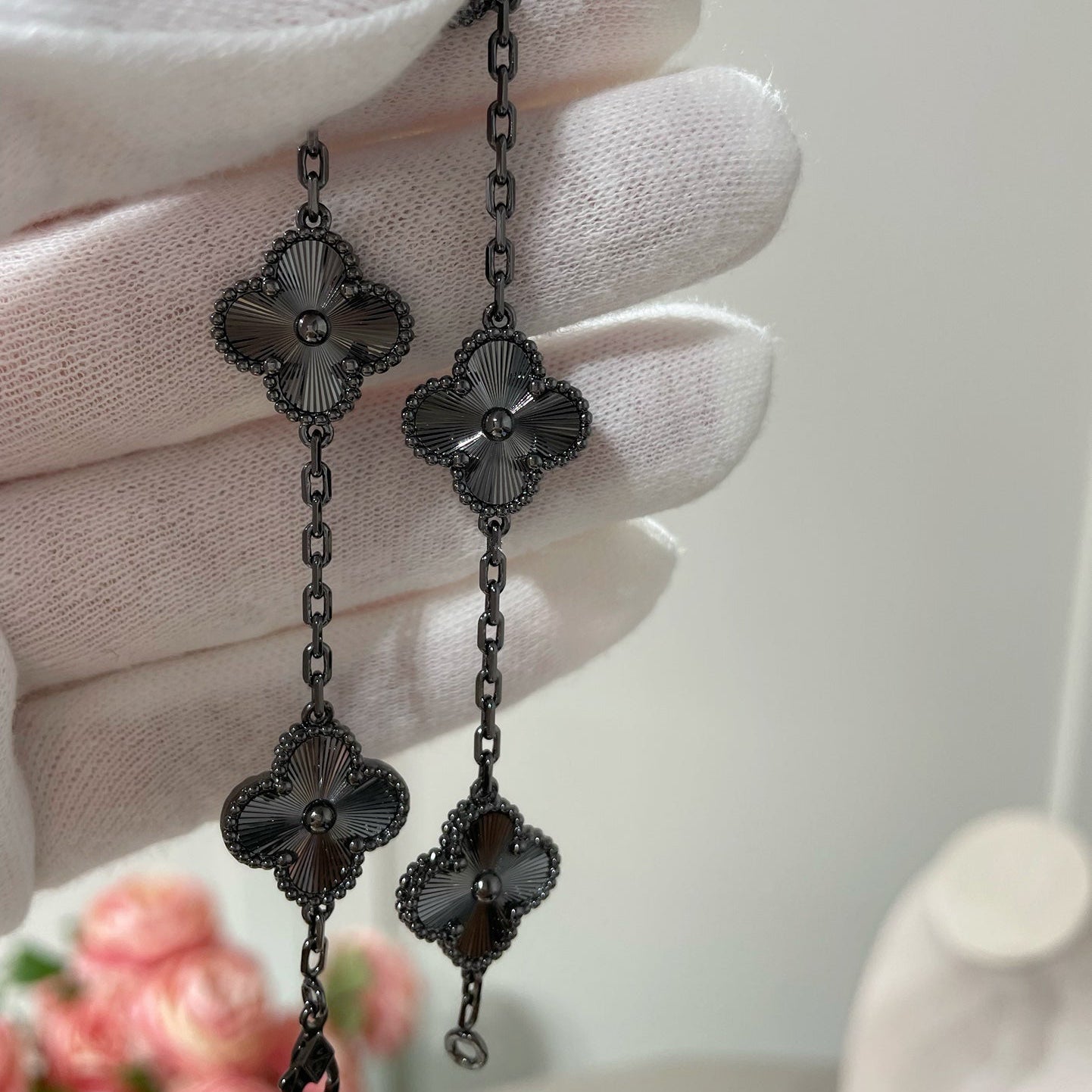 [Clover]CLOVER 5 MOTIF BLACK BRACELET