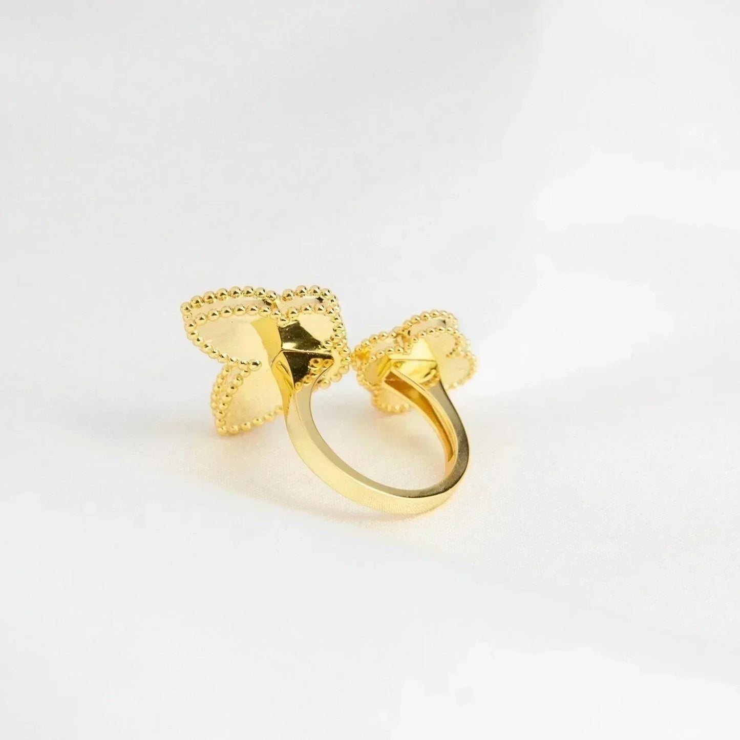 [Clover]LUCKY BETWEEN THE FINGER RING