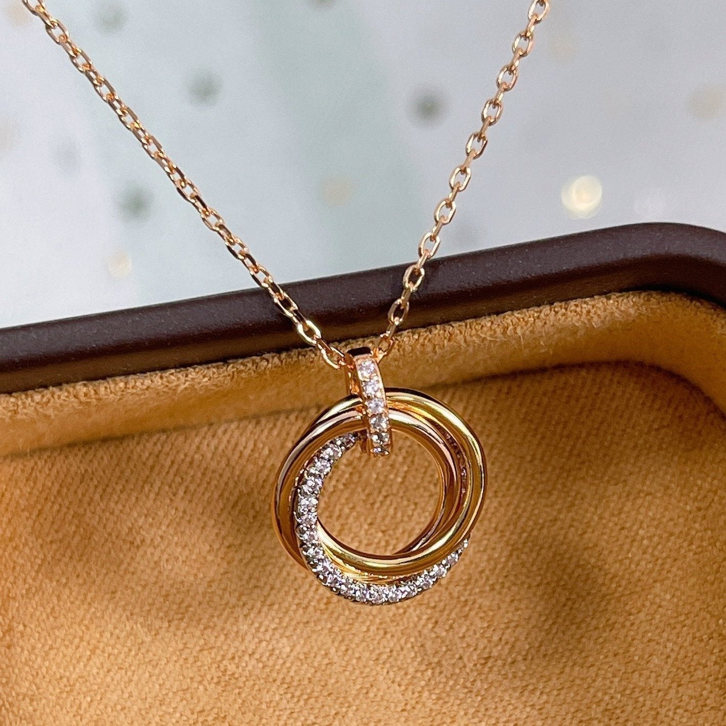 [Clover]TRINITY NECKLACE SILVER GOLD PINK GOLD DIAMONDS