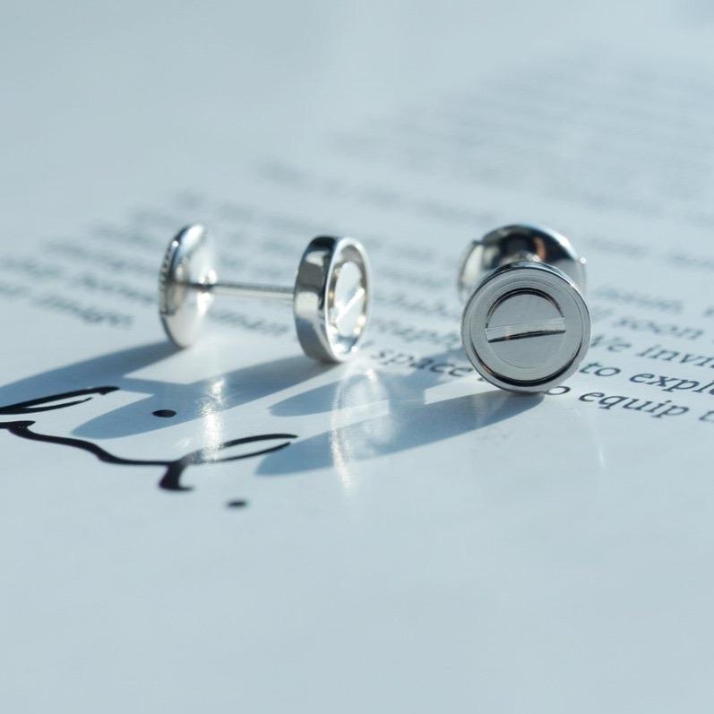 [Clover]LOVE EARRINGS SILVER 10MM