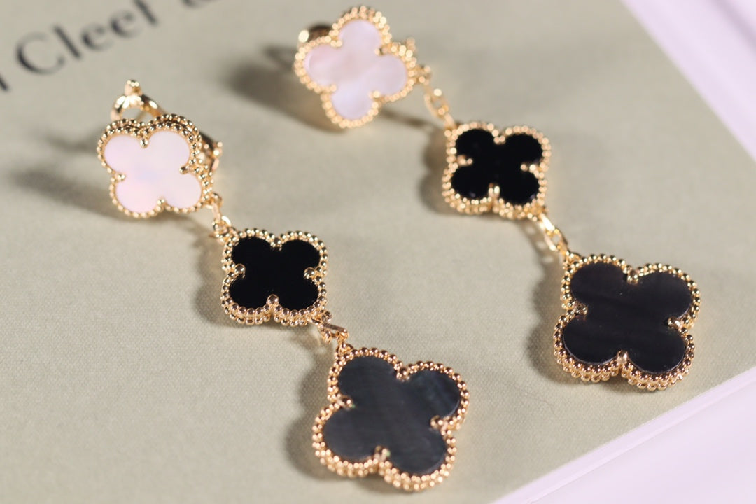 [Clover]CLOVER EARRINGS GOLD ONYX MOP 3 MOTIF