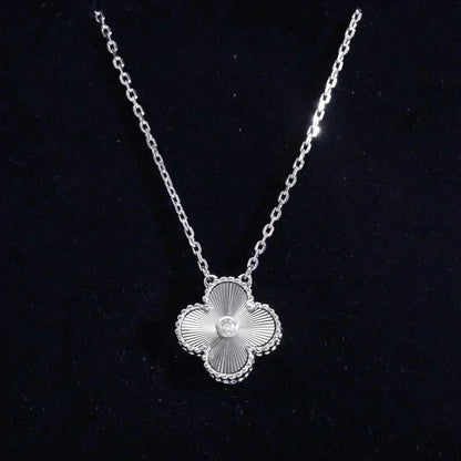 [Clover]CLOVER  15MM DIAMOND LASER NECKLACE SILVER