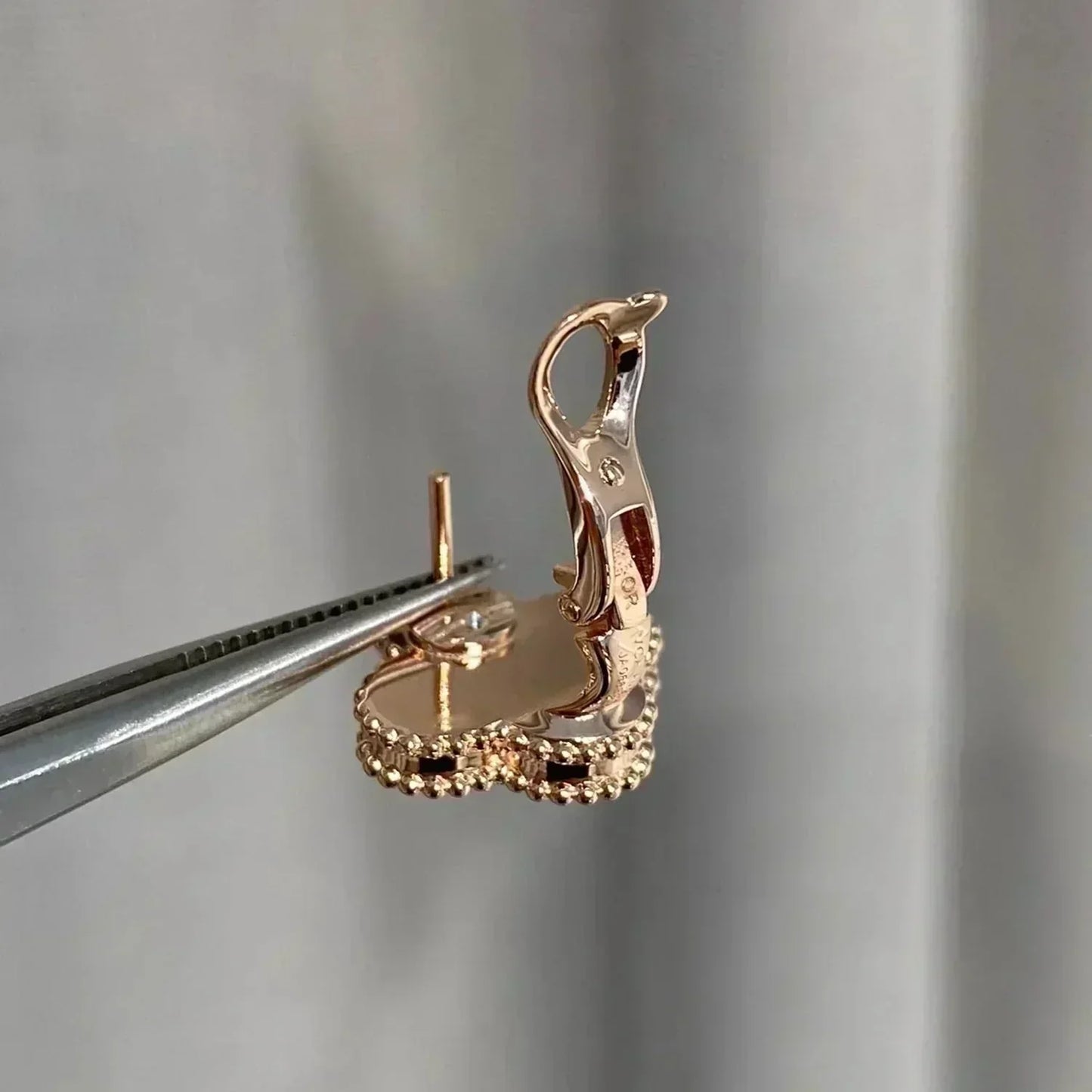 [Clover]CLOVER MEDIUM 1 MOTIFS  PINK MOP DIAMOND EARRINGS