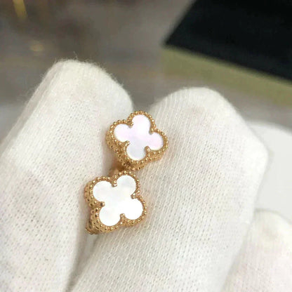 [Clover]CLOVER MINI 9.5MM WHITE MOP EARRINGS