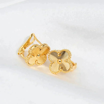[Clover]CLOVER MEDIUM 1 MOTIFS LASER EARRINGS