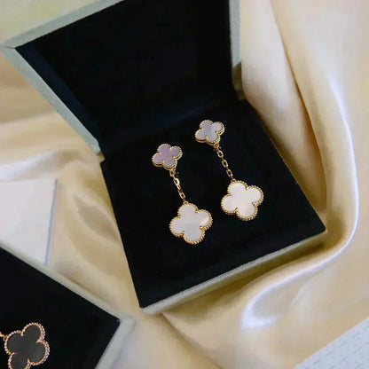 [Clover]CLOVER 2 MOTIF WHITE MOP EARRINGS