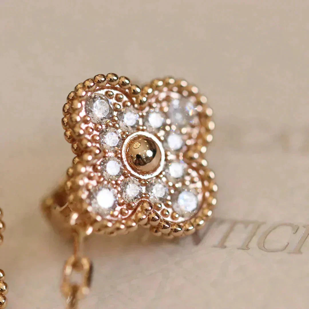 [Clover]CLOVER MEDIUM 1 MOTIFS FUll DIAMOND EARRINGS