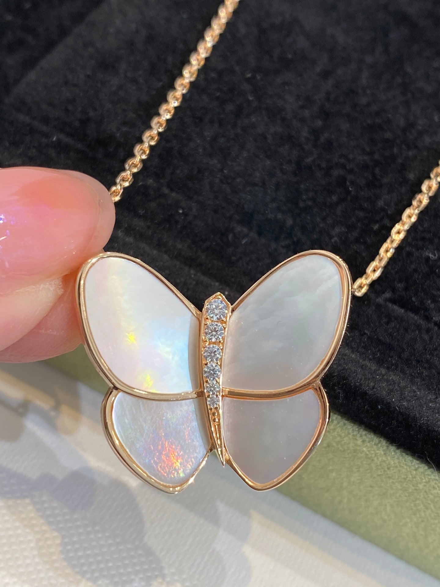 [Clover]BUTTERFLY GOLD MOP DIAMOND NECKLACE