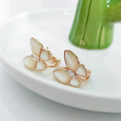 [Clover]BUTTERFLY MOP DIAMOND EARRINGS