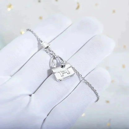 [Clover]AMULETTE PEDANT SILVER NECKLACE
