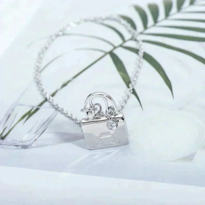 [Clover]AMULETTE PEDANT SILVER NECKLACE