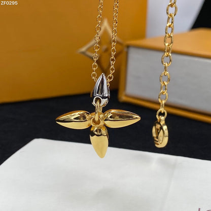 [Clover]LOUISETTE PEDANT GOLD NECKLACE