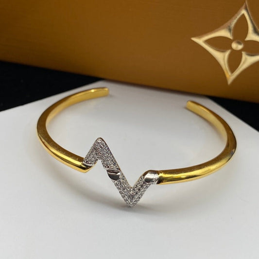 [Clover]VOLTE UPSITE DOWN DIAMOND GOLD OPEN BRACELET