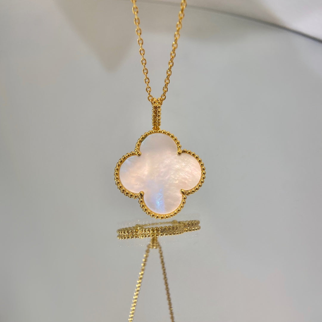 [Clover]CLOVER 25MM MOP LARGE PENDANT NECKLACE