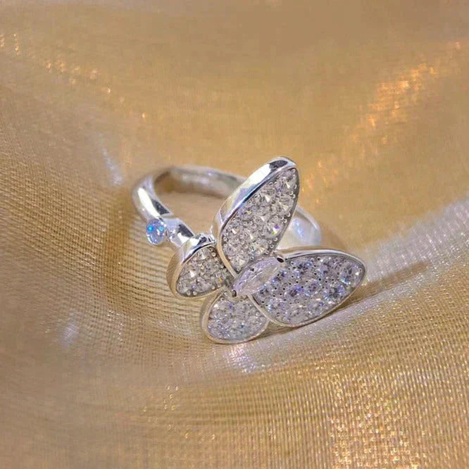 [Clover]BUTTERFLY DIAMOND RING