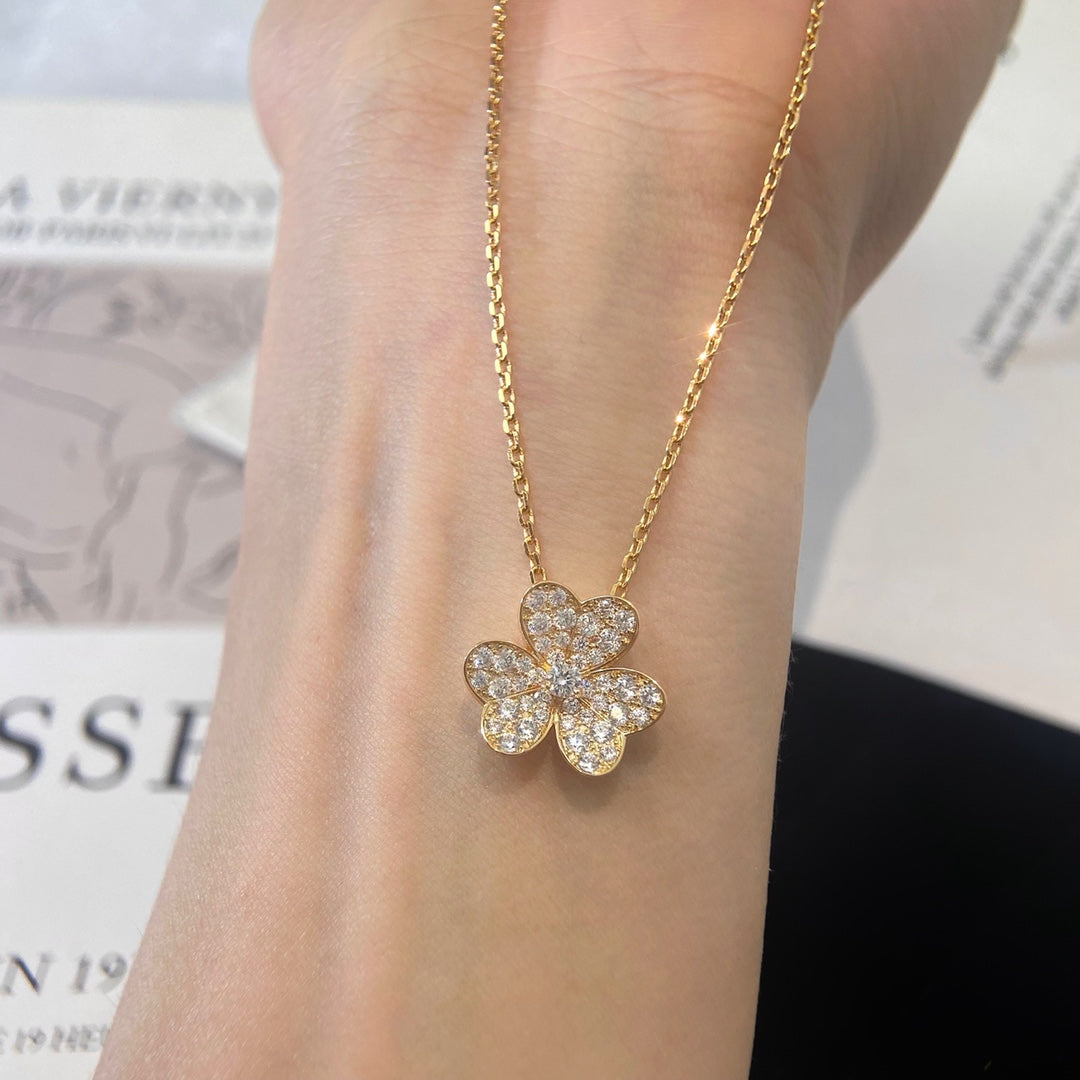 [Clover]FLOWER DIAMOND NECKLACE