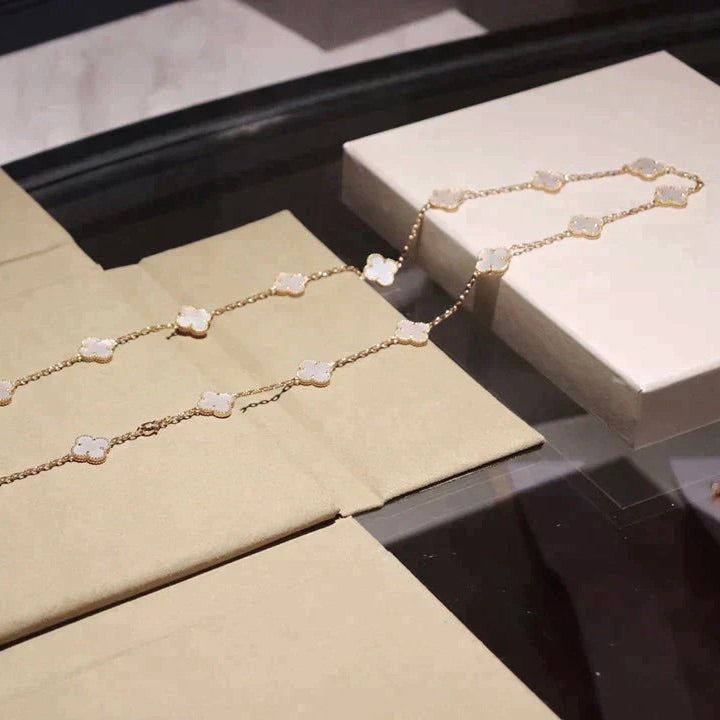 [Clover]CLOVER 20 MOTIFS WHITE MOP NECKLACE