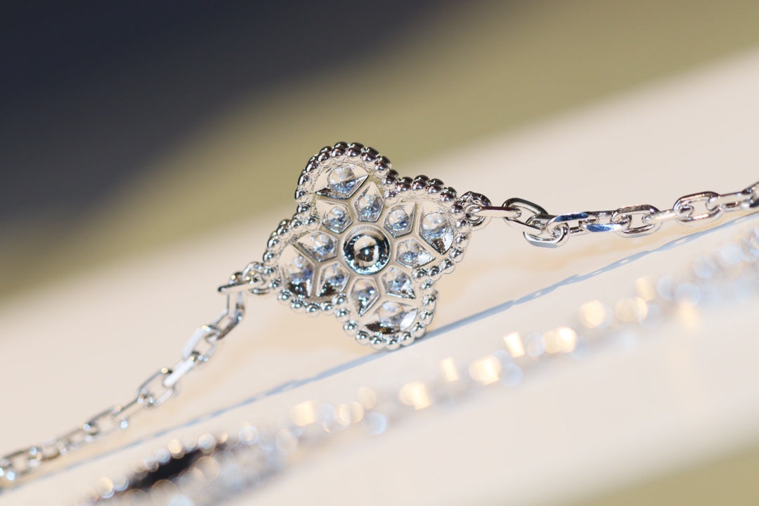 [Clover]CLOVER 20 MOTIFS ONYX DIAMOND SILVER