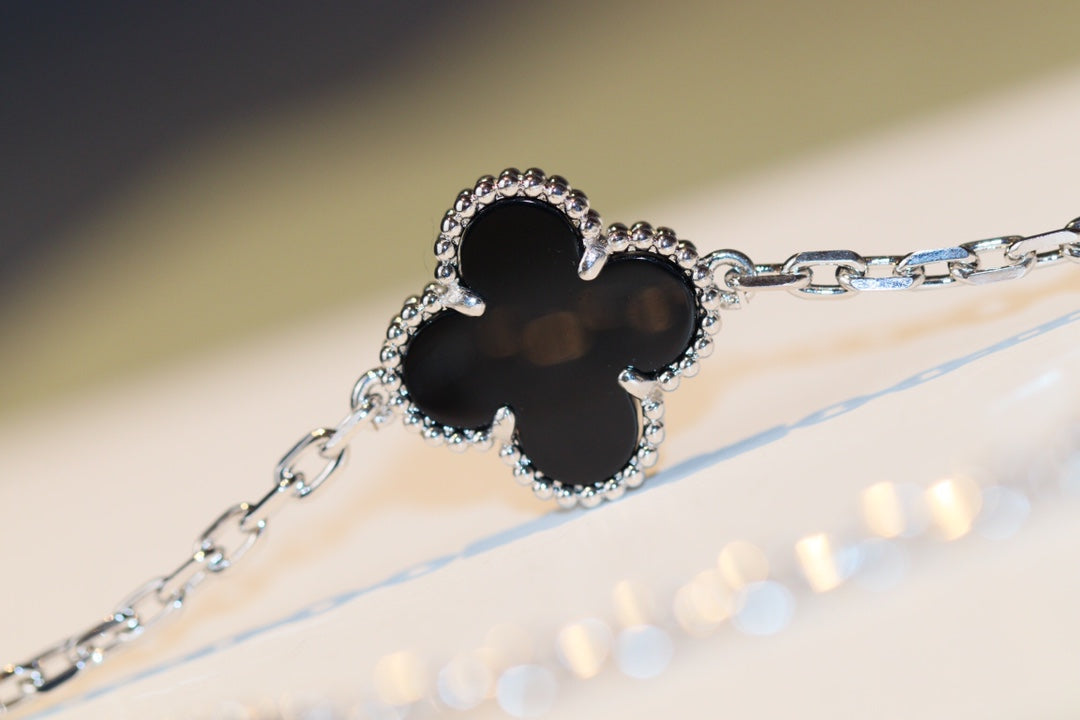 [Clover]CLOVER 20 MOTIFS ONYX DIAMOND SILVER