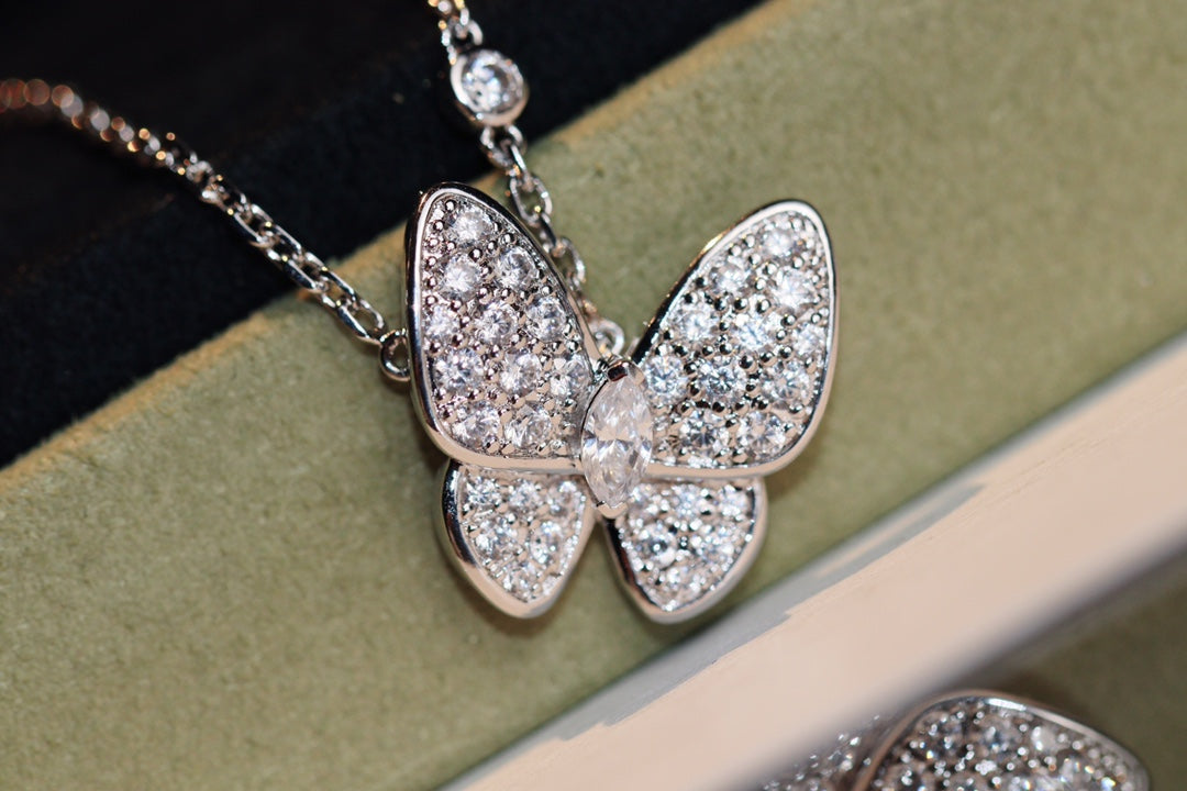 [Clover]BUTTERFLY DIAMOND NECKLACE