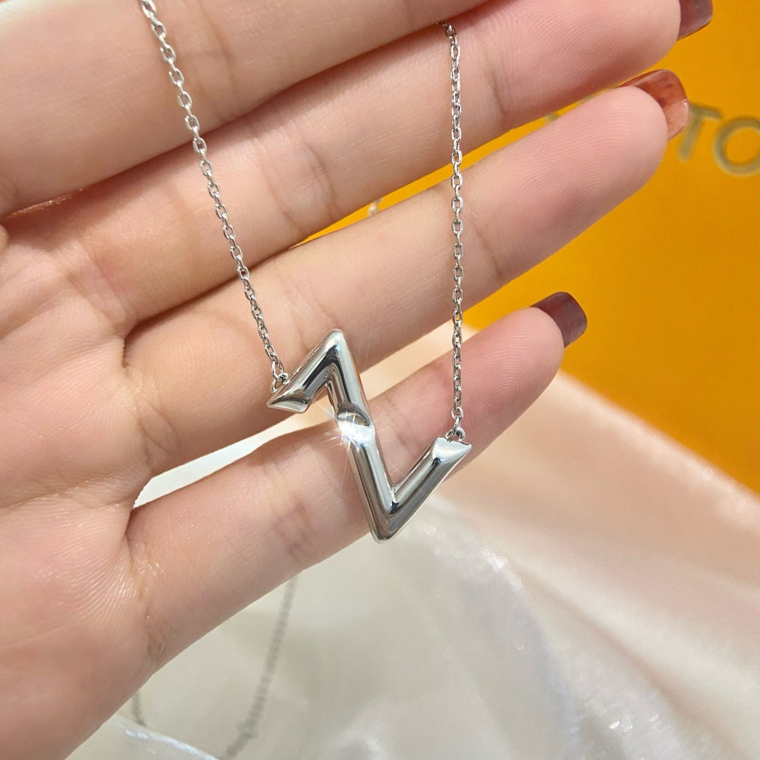 [Clover]VOLTE UPSIDE DOWN NECKLACE