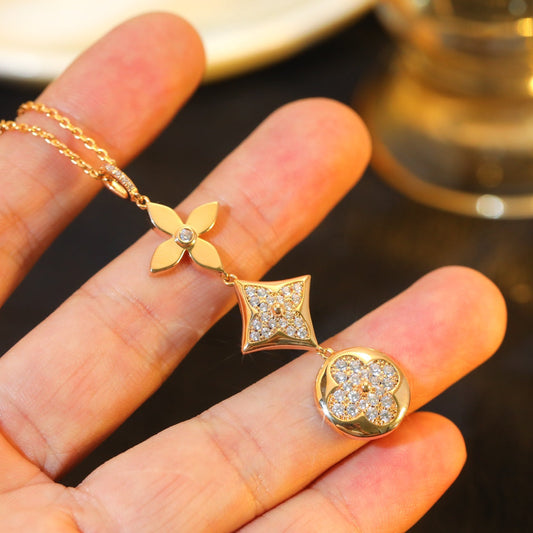 [Clover]STAR AND SUN DIAMOND PINK GOLD NECKLACE