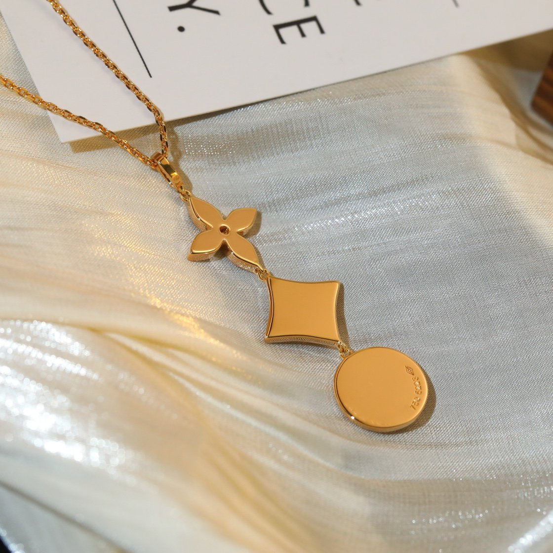 [Clover]STAR AND SUN DIAMOND PINK GOLD NECKLACE