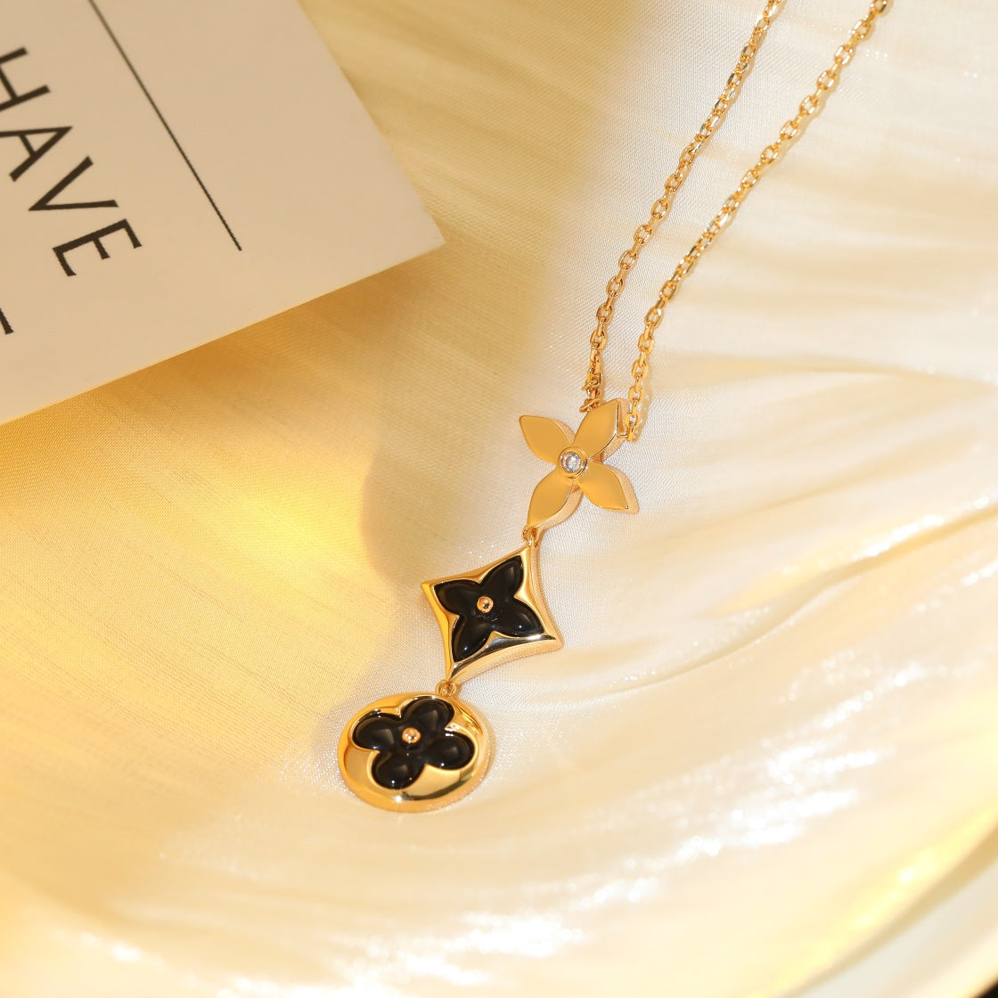 [Clover]STAR AND SUN ONYX PINK GOLD NECKLACE