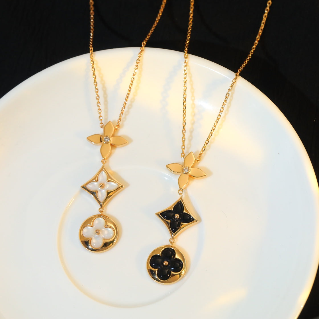 [Clover]STAR AND SUN ONYX PINK GOLD NECKLACE
