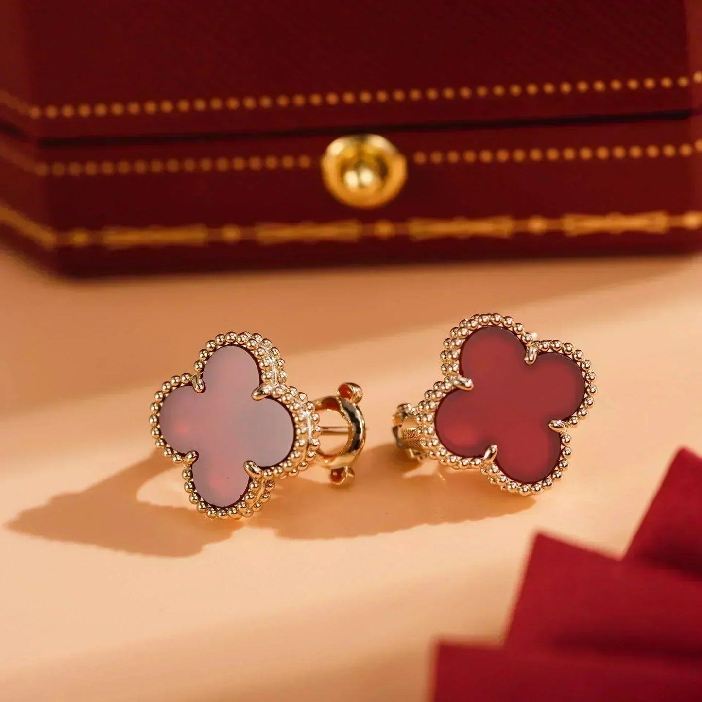 [Clover]CLOVER MEDIUM 1 MOTIFS CARNELIAN  EARRINGS