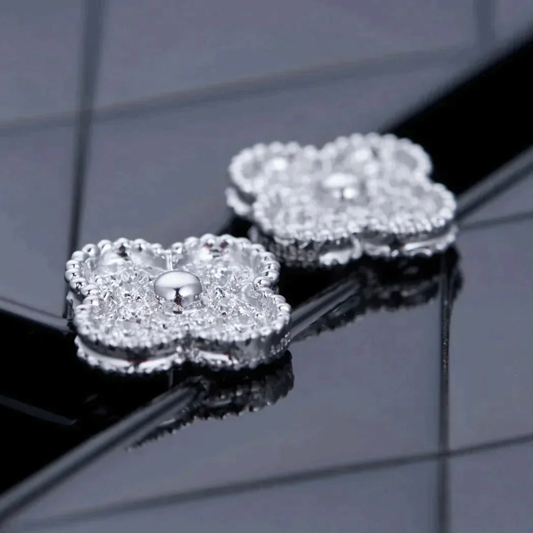 [Clover]CLOVER 1 MOTIFS DIAMOND STUD EARRINGS SILVER