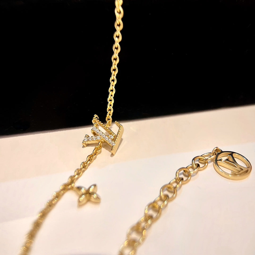 [Clover]LOGO STAR MOTIF GOLD BRACELET