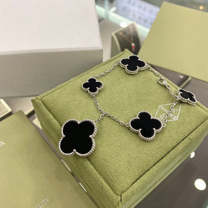 [Clover]CLOVER 5 MOTIFS SIVLER ONYX BRACELET