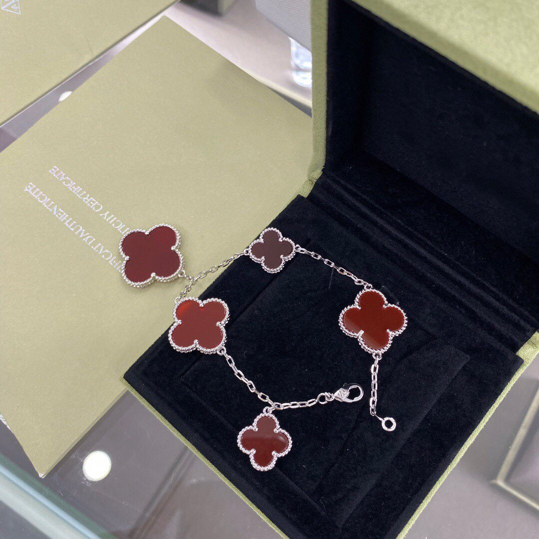 [Clover]CLOVER 5 MOTIFS SIVLER CARNELIAN BRACELET