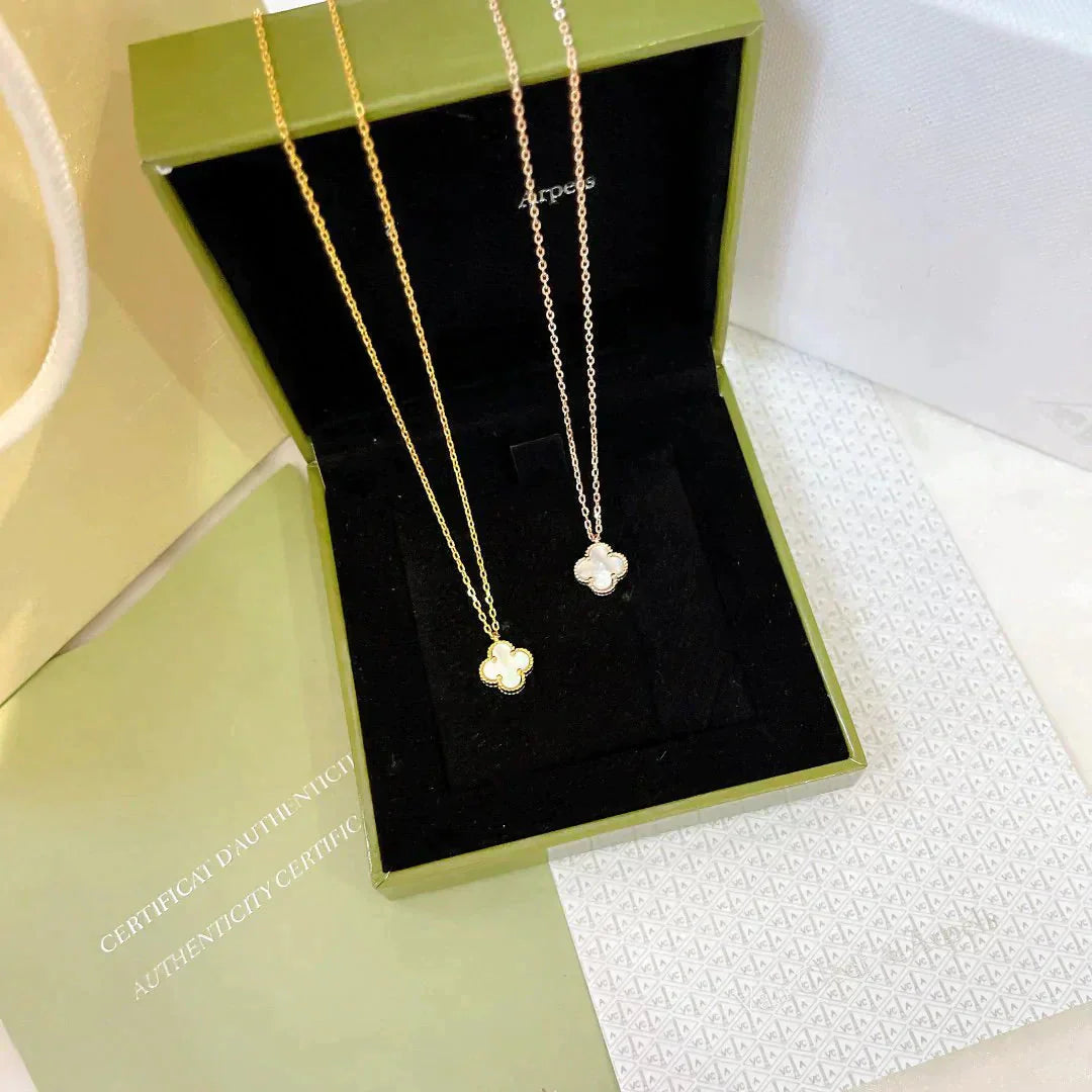 [Clover]CLOVER MINI 9.5MM WHITE MOTHER-OF-PEARL NECKLACE