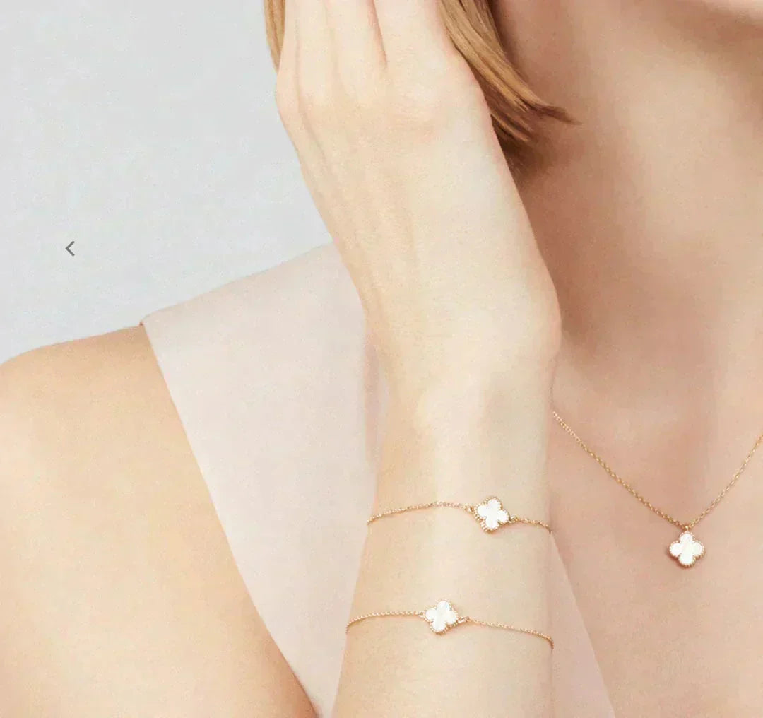 [Clover]CLOVER MINI 9.5MM WHITE MOTHER-OF-PEARL NECKLACE