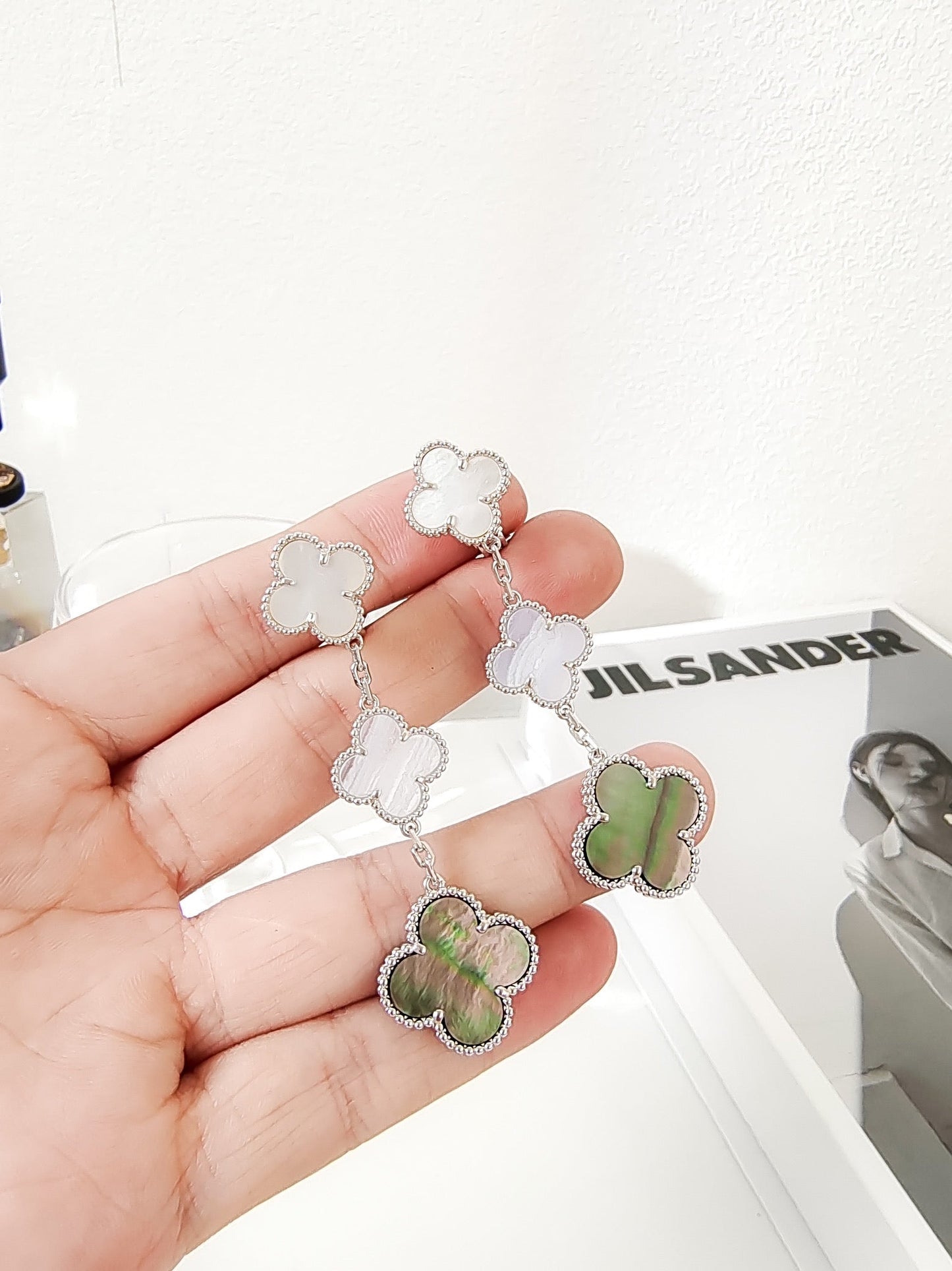 [Clover]CLOVER 3 MOTIFS CHALCEDONY DARK MOP SILVER EARRINGS