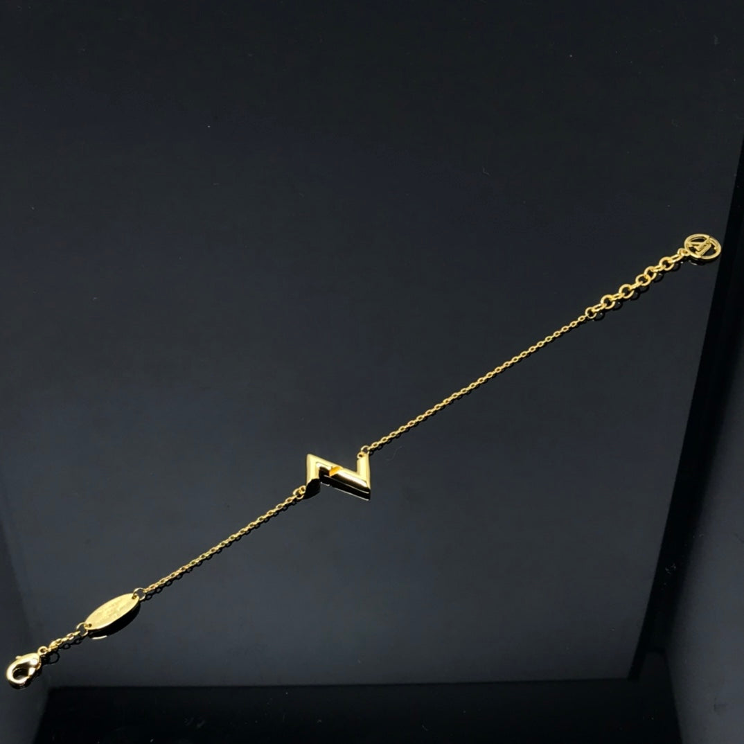 [Clover]VOLT LV LOGO BRACELET