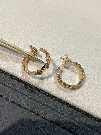 [Clover]Hollow Design Four-Leaf Clover Flower Shape Ring