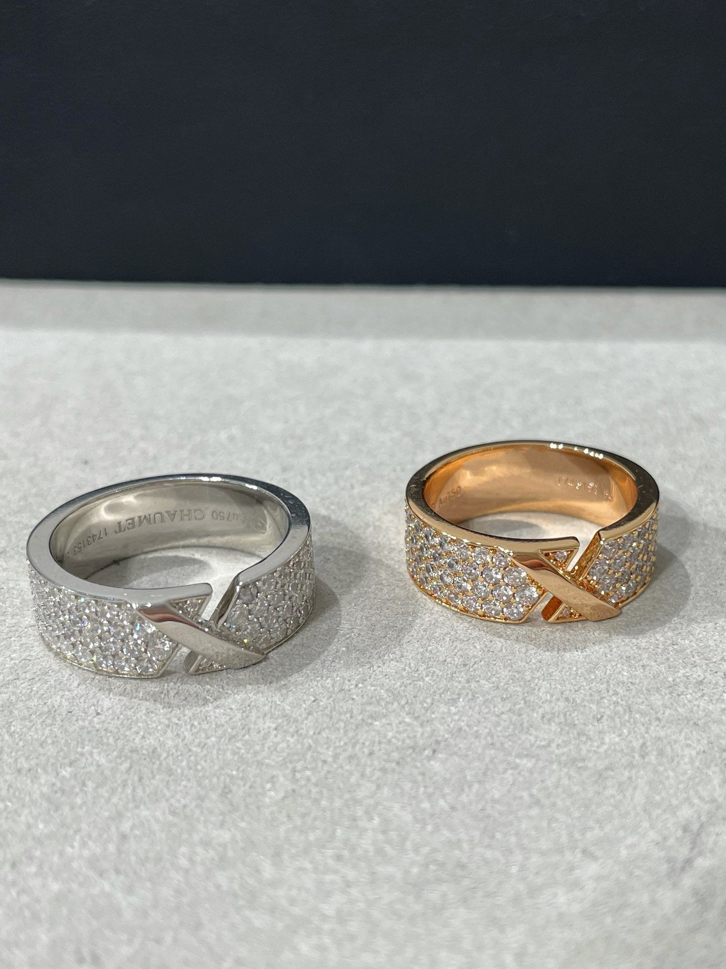 [Clover]LIENS EVIDENCE  DIAMOND PAVED RING