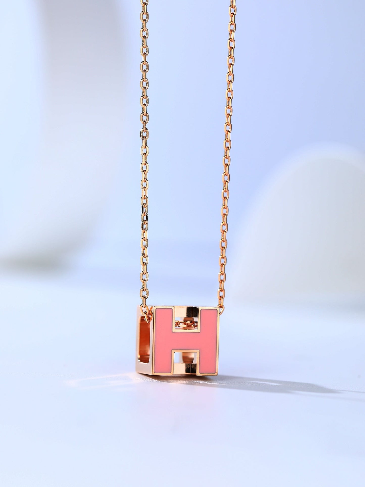 [Clover]H CAGE PINK GOLD NECKLACE
