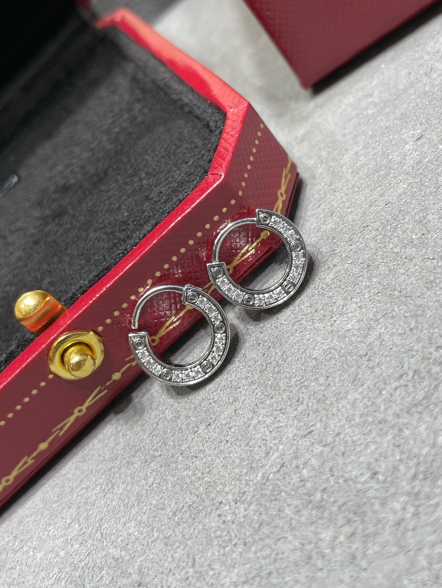 [Clover]LOVE DIAMOND EARRINGS
