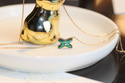 [Clover]JEUX MALACHITE 1 DIAMOND PINK GOLD NECKLACE