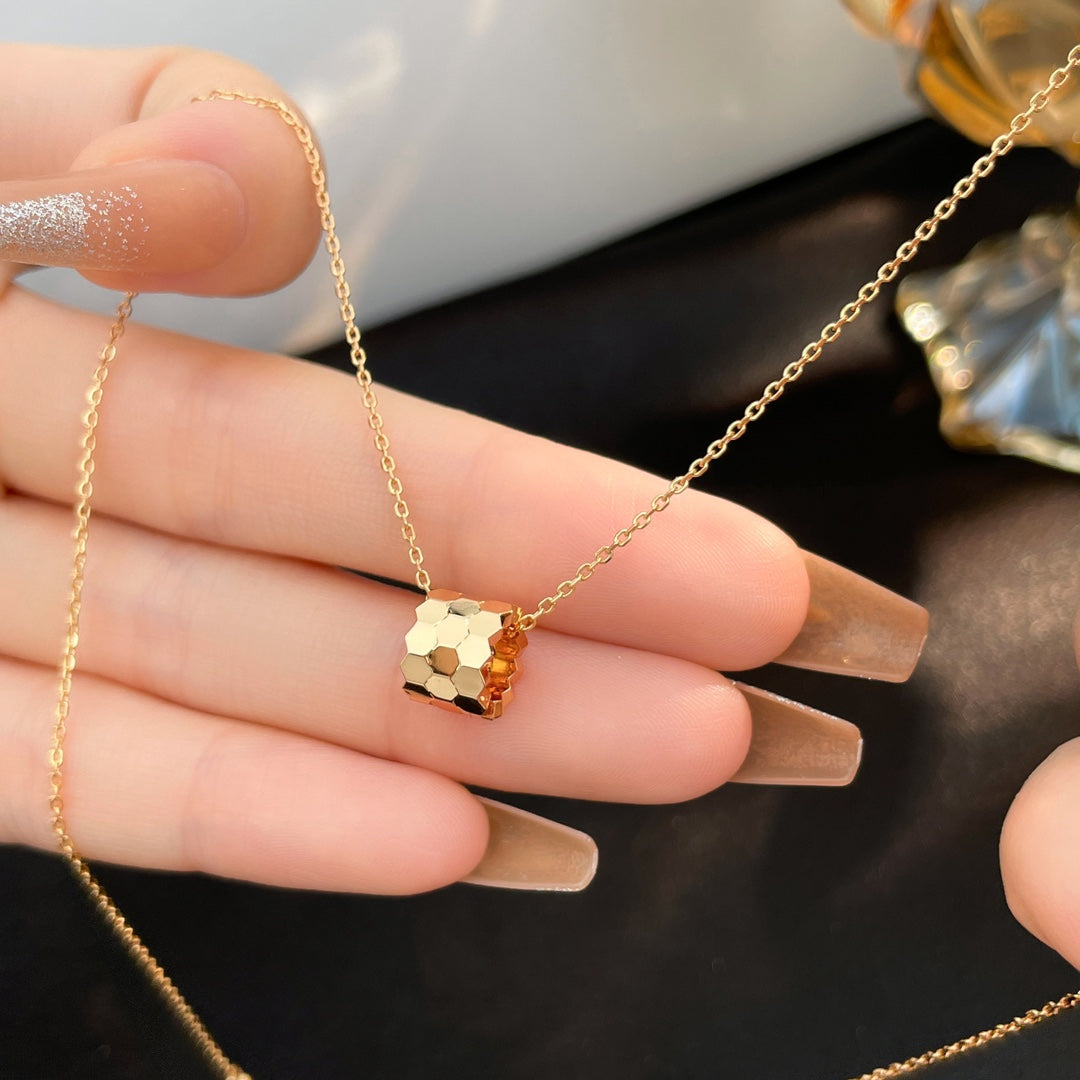 [Clover]BEE MINI NECKLACE