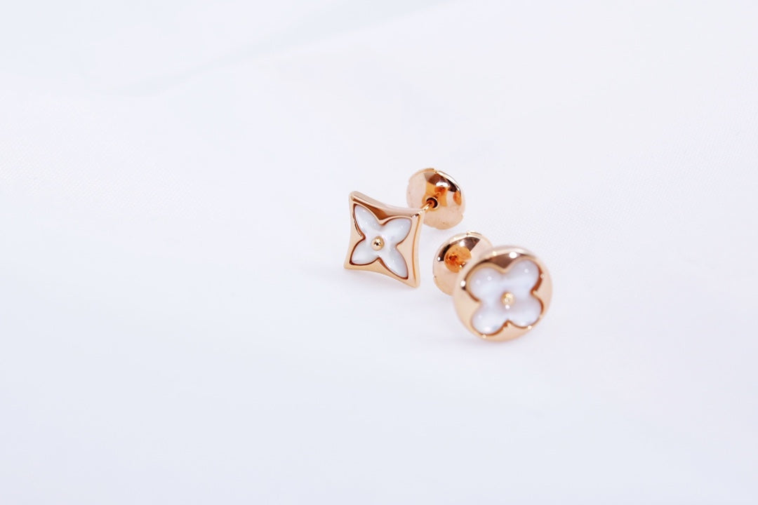 [Clover]STAR AND SUN PINK GOLD MOP STUD EARRINGS
