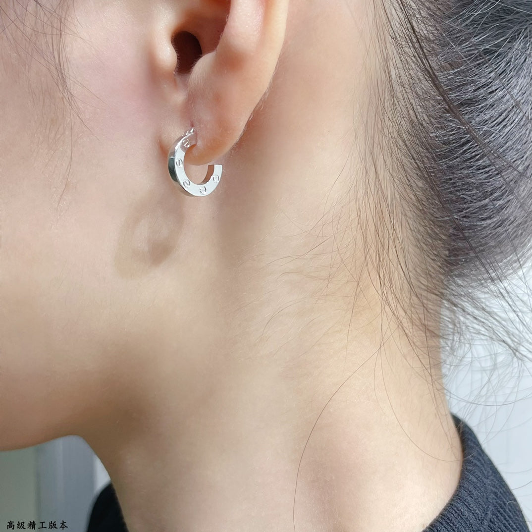 [Clover]LOVE MINI EARRINGS