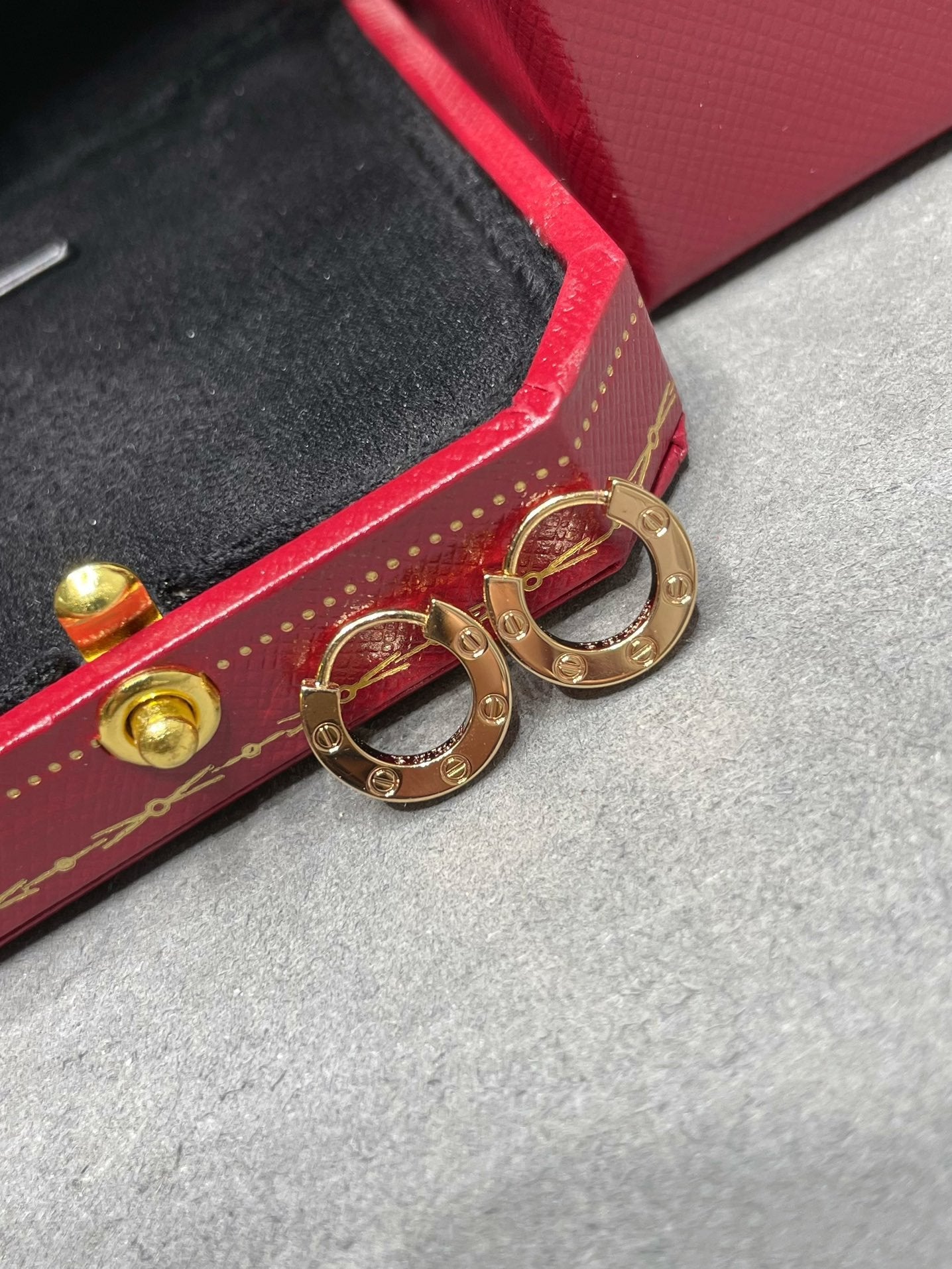 [Clover]LOVE MINI EARRINGS