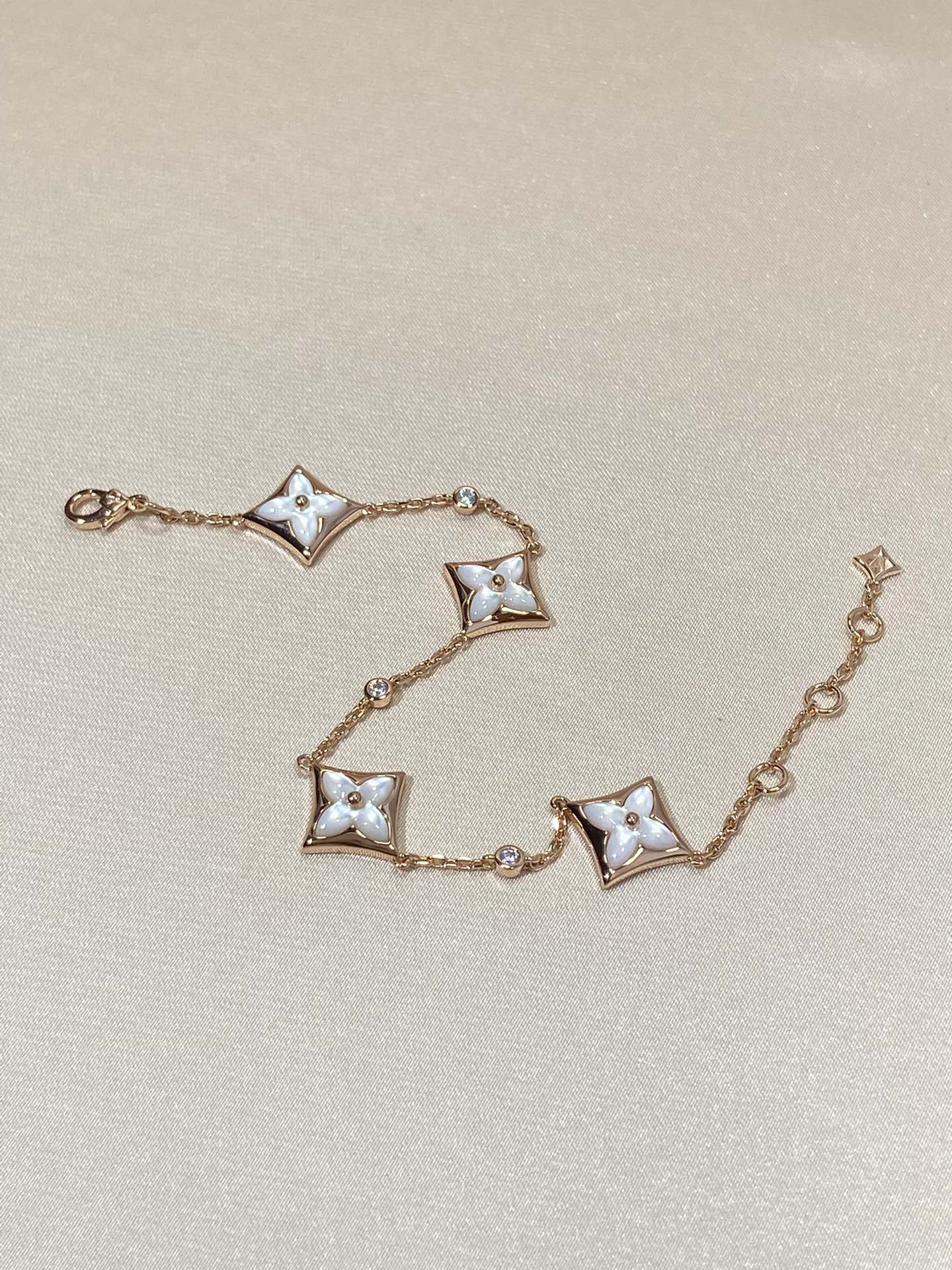 [Clover]STAR 4 MOTIF MOP DIAMOND PINK GOLD BRACELET